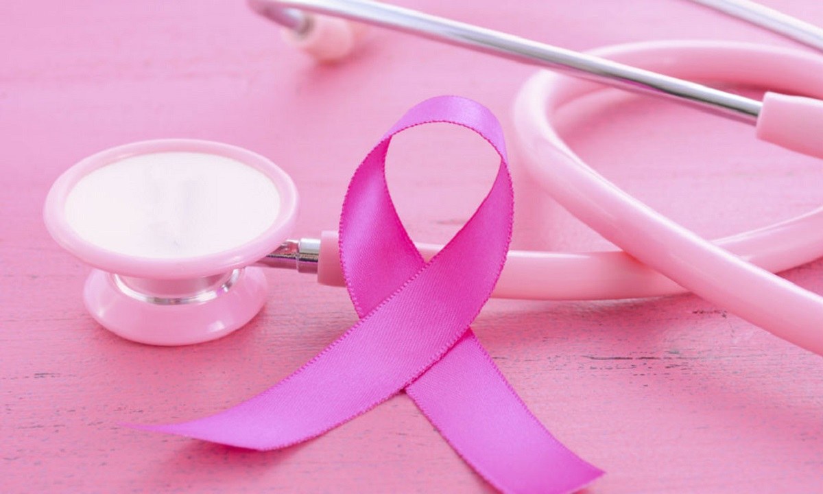 Η Παγκόσμια Ημέρα για την πρόληψη του καρκίνου του μαστού καθιερώθηκε κάθε χρόνο στις 25 Οκτωβρίου.