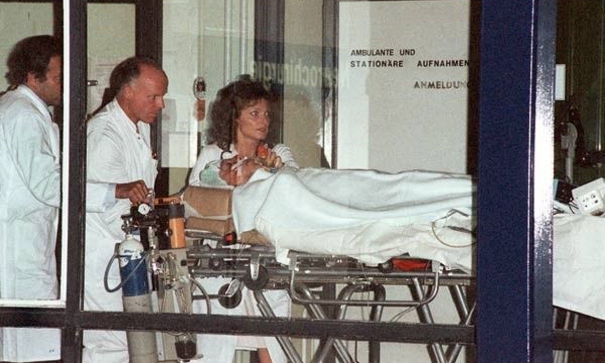 12 Οκτωβρίου 1990: Σαν σήμερα ο Βόλφγκανγκ Σόιμπλε δέχεται δολοφονική επίθεση που τον αφήνει ανάπηρο