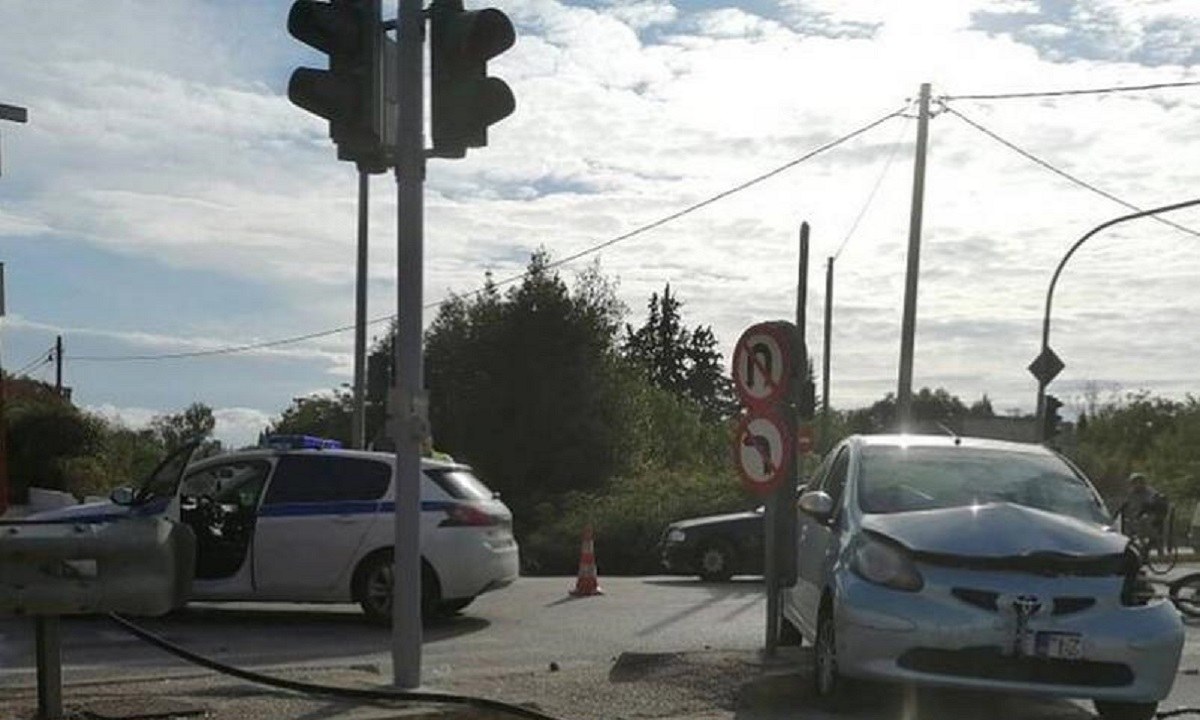 Τροχαίο στη Νέα Μάκρη με έναν τραυματία!