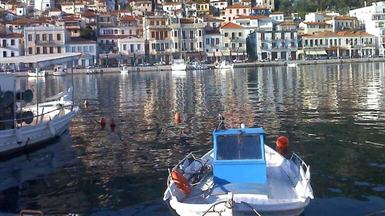 Η Μάνη επιτίθεται: «Προσβολή για εμάς η Γη της Ελιάς»