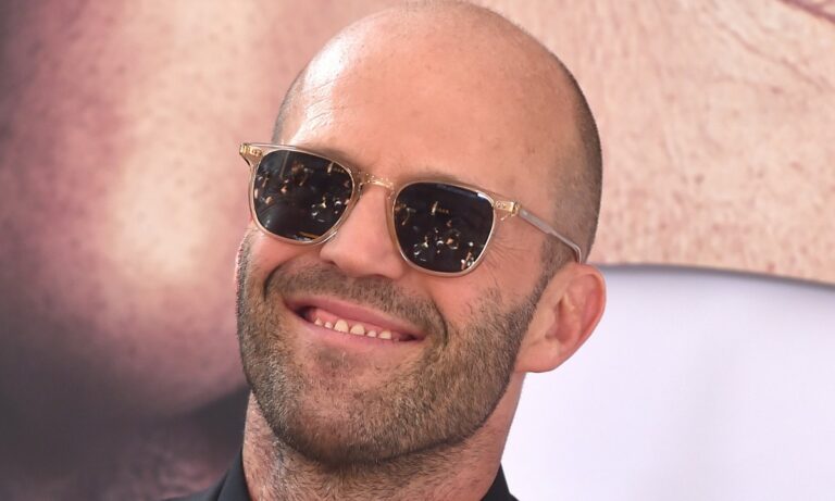 Jason Statham: Πέσιμο από φανατική Θεσσαλονικία «Θέλω να πεθάνω, να πέσω κάτω, I love you»
