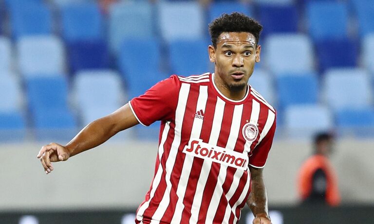 ΑΕΚ-Ολυμπιακός: Χαμένη ευκαιρία με τον Λαλά (vid)