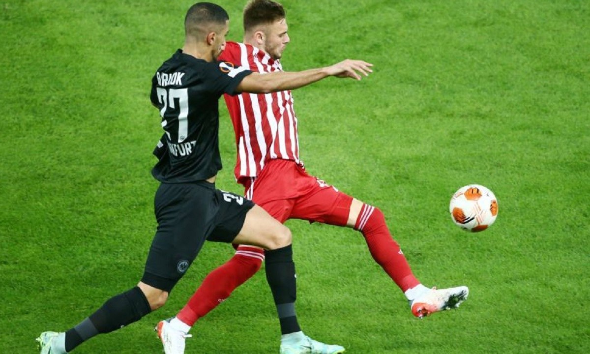 Ολυμπιακός-Άιντραχτ: Τσάκισαν τον αστράγαλο του Ρέαμπτσιουκ, δε δόθηκε κόκκινη