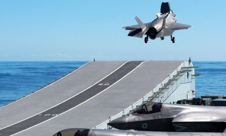 Πόλεμος στη Μεσόγειο για το F-35 που έπεσε – Ποιος θα βρει τα κρυφά μυστικα του