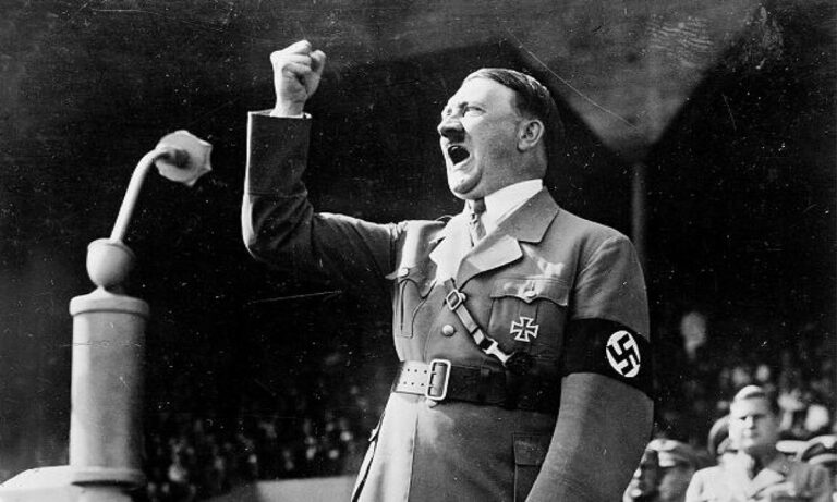 Φιου: Πέθανε ο Χίτλερ και τρεντάρει στο Twitter;