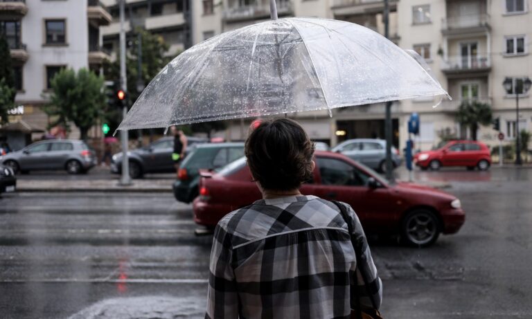 Καιρός σήμερα: Ισχυρά φαινόμενα σε πολλές περιοχές – Πού θα «χτυπήσουν»