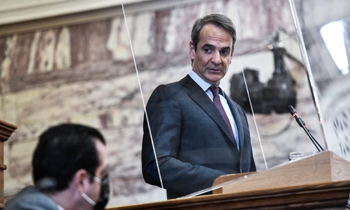 Κυβέρνηση: «Ανάθεμα» σε ανεμβολίαστους – εξάμηνη «ελευθερία» σε εμβολιασμένους, η νέα κανονικότητα!