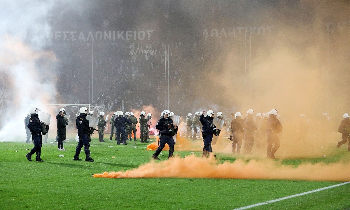 ΠΑΟΚ: Οι αγώνες που «στιγματίστηκαν» από εισβολή οπαδών στην Τούμπα
