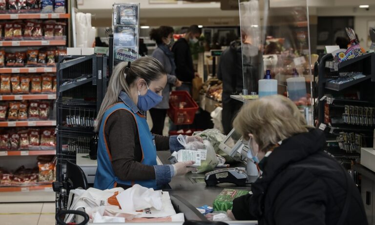 Σούπερ μάρκετ: Απαγορεύεται η πώληση συγκεκριμένων προϊόντων σε μη επαγγελματίες – Ποια είναι;