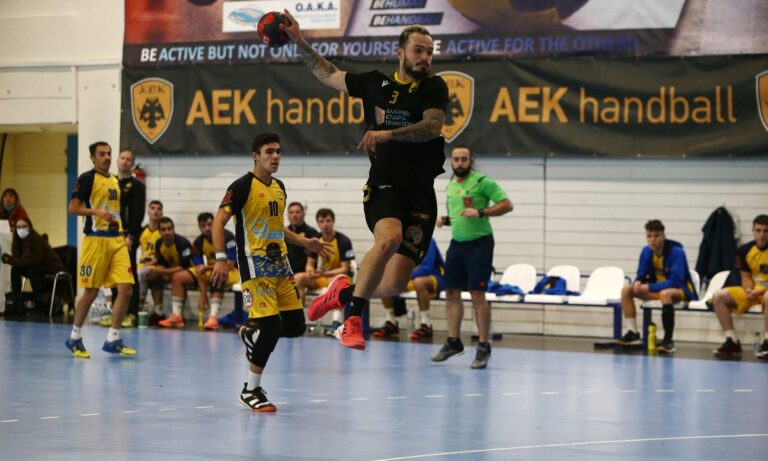 Χωρίς να αντιμετωπίσει ιδιαίτερο πρόβλημα, η ΑΕΚ επικράτησε με 29-16 του Άρη Νίκαιας για την 14η αγωνιστική της Handball Premier.