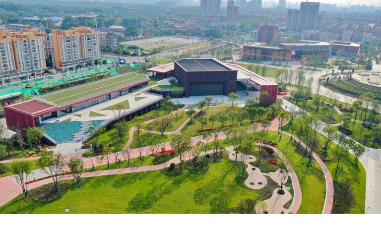 Έγιναν τα αποκαλυπτήρια του Χωριού της Πανεπιστημιάδας στην Τσενγκντού