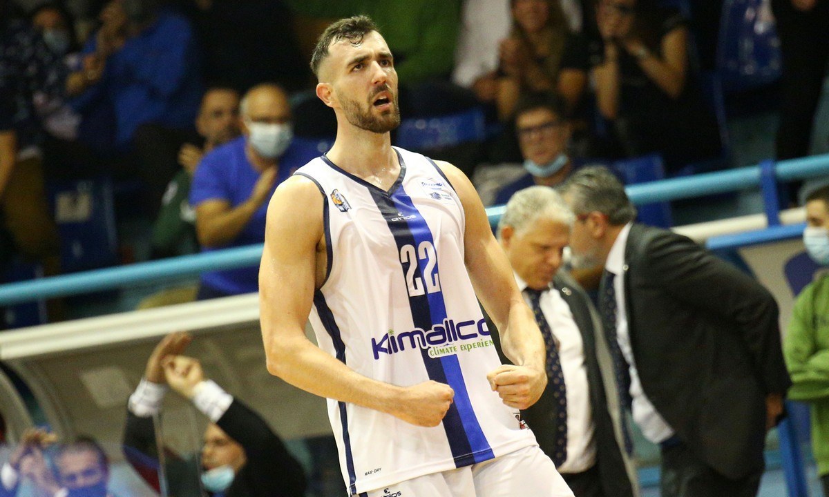 ΑΕΚ: Ανακοινώθηκε ο Γιάννης Κουζέλογλου