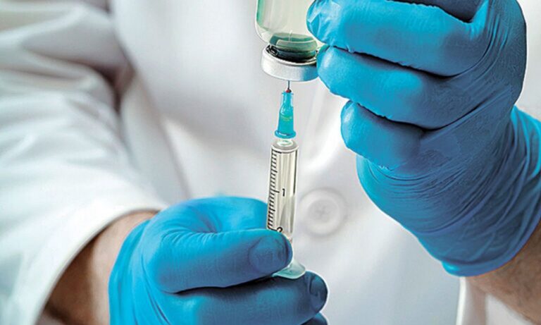 Κορονοϊός – Εμβόλια: Ποιες οι παρενέργειες της τρίτης δόσης