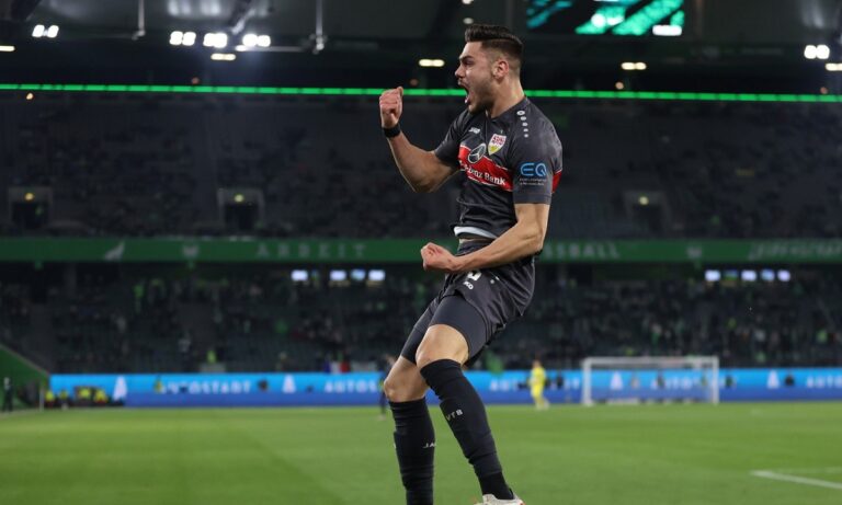 Έλληνες του εξωτερικού: Ο Μαυροπάνος κερνάει γκολ για τα γενέθλια του!