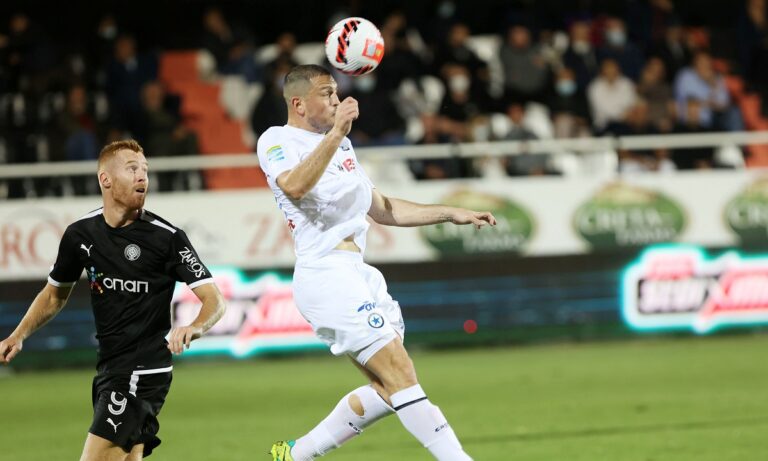 Κυριάκος Παπαδόπουλος: Απ’ τα ψηλά στα χαμηλά