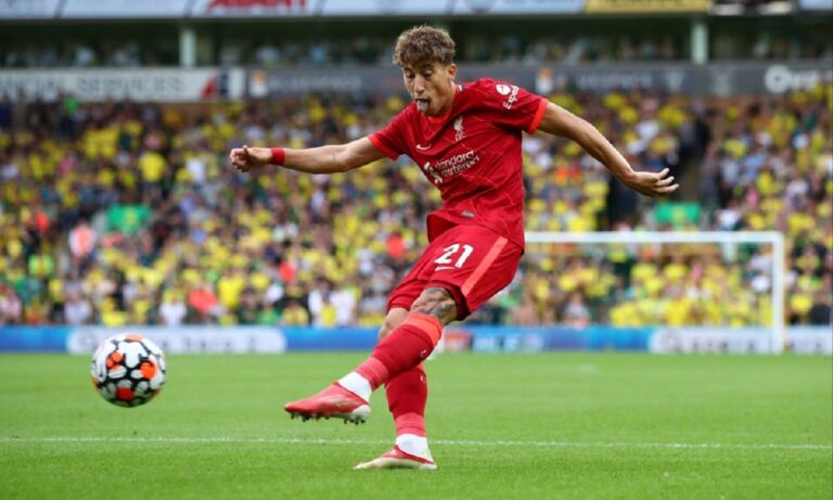 Λίβερπουλ: Ποστάρισμα με νόημα ο Τσιμίκας