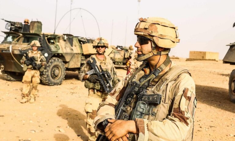 Ρωσία: Οριακές καταστάσεις στα ανατολικά – 8.000 Αμερικανοί έτοιμοι για πόλεμο στα σύνορα!