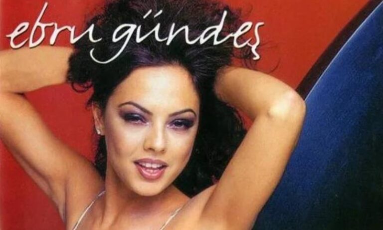 Τουρκία: Δείτε όταν η πανέμορφη Τουρκάλα έπαθε  εγκεφαλικό σε ζωντανή μετάδοση