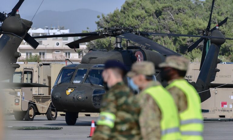 Ελληνοτουρκικά: Αιφνιδιαστική άσκηση στην Αλεξανδρούπολη με επιθετικά ελικόπτερα