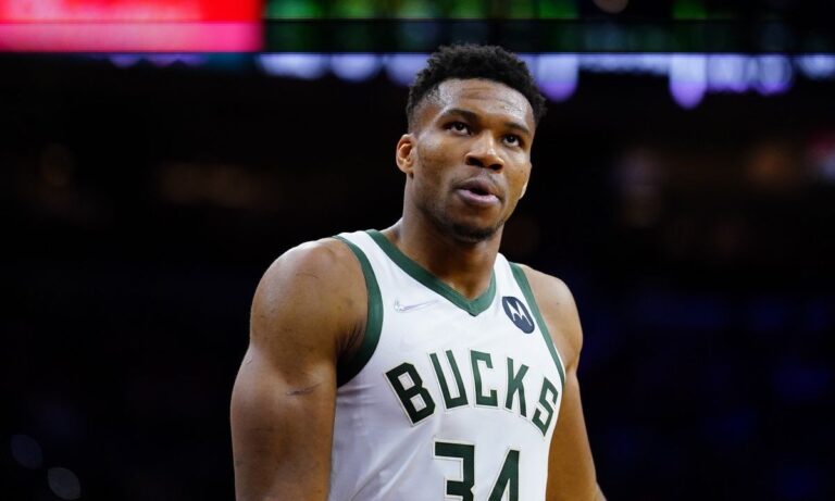 Σέλτικς – Μπακς 117-103: Αφηνίασε ο Τέιτουμ κόντρα στον Αντετοκούνμπο – Χτύπησε ο Μίντλετον (vid)