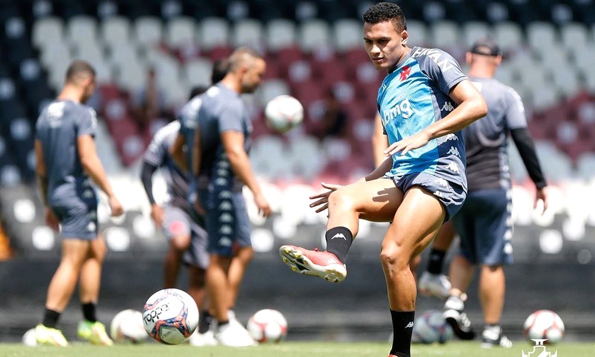 ΠΑΟΚ: Στη Θεσσαλονίκη ο Λέο Ζαμπά – Ψάχνει την αγωνιστική αναγέννηση!