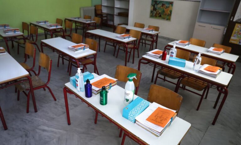 Κορονοϊός: Στον αέρα το άνοιγμα των σχολείων