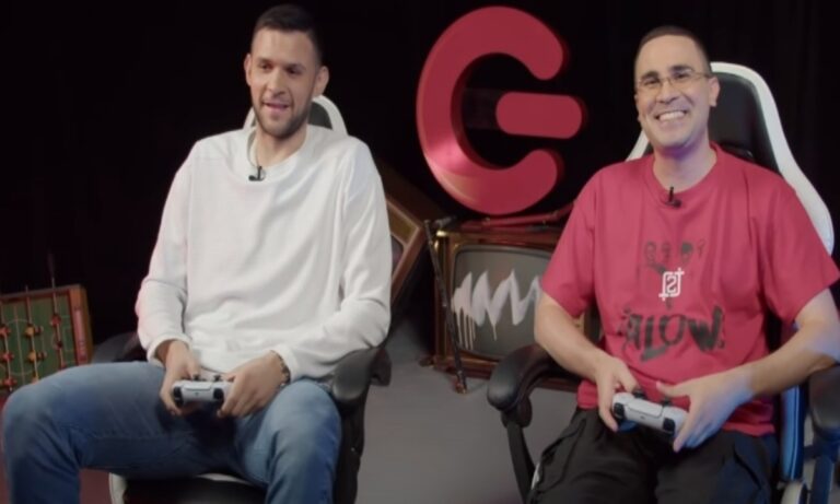 Gameplays with 2J VS Real Athlete: Ο Κώστας Παπανικολάου στο πιο “τρελό” ματς που έπαιξε ποτέ!