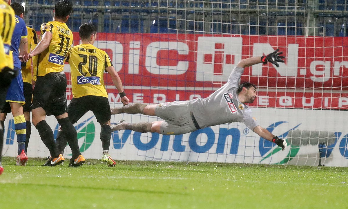 ΑΕΚ: Ο Γιαννίκης απάντησε για το αγώνα «πόλο» στην Τρίπολη και τον Τσιντώτα