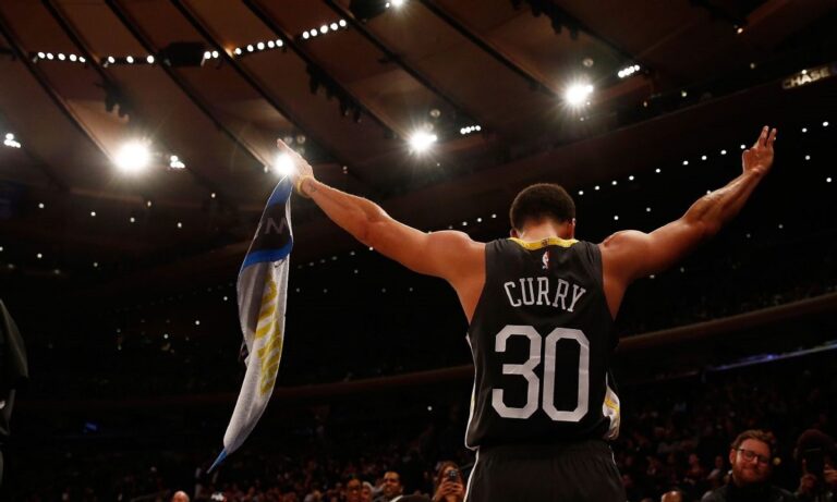 Στεφ Κάρι: Ο νέος βασιλιάς των τριπόντων στο NBA (Vid)