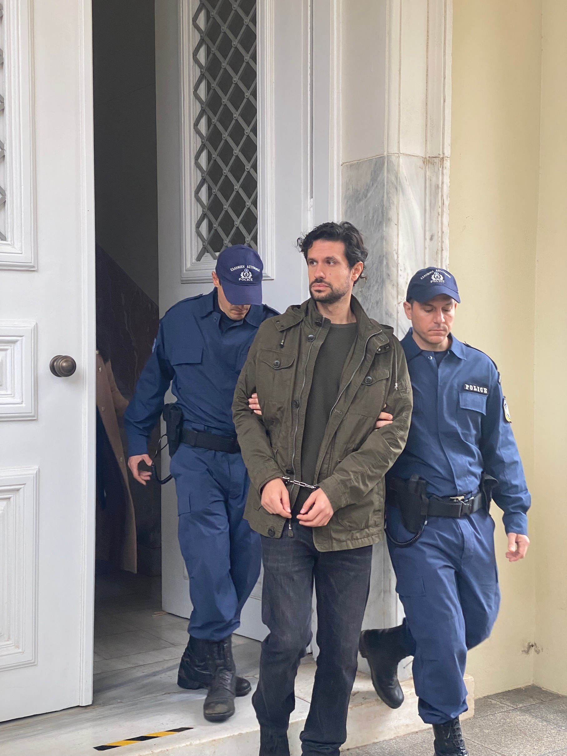 Σασμός επόμενα επεισόδια: Ανατροπή - Πεθαίνει η γιαγιά Ειρήνη - Ο Άγγελος παίρνει την περιουσία της Καλλιόπης