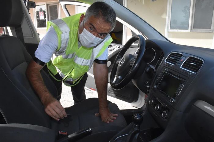 Στην Τουρκία αρκετοί επιβαίνοντες σε οχήματα οδηγούνται στον θάνατο καθώς χρησιμοποιούν ψεύτικη πόρπη προκειμένου να μη βάλουν ζώνη ασφαλείας