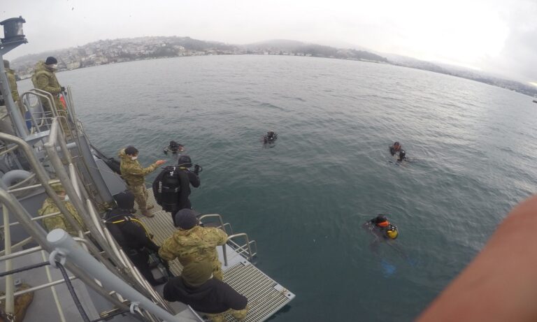 Ελληνοτουρκικά: Κολύμπησαν την απόσταση έως το Καστελόριζο οι Τούρκοι