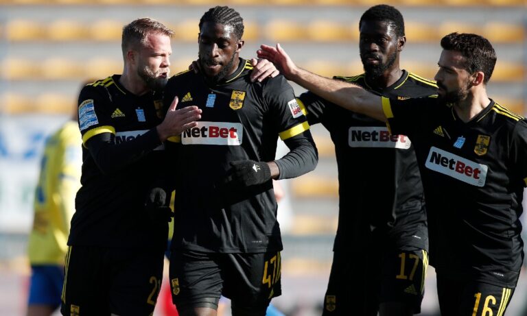 Άρης: «Ανάσα» η νίκη στο Αγρίνιο, αλλά δεν φτάνει, θέλει σερί – Οι σκέψεις Μάντζιου για το ντέρμπι με την ΑΕΚ!