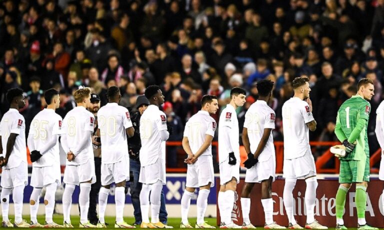 Άρσεναλ: Ο λόγος που οι παίκτες της φόρεσαν λευκές φανέλες (pics)