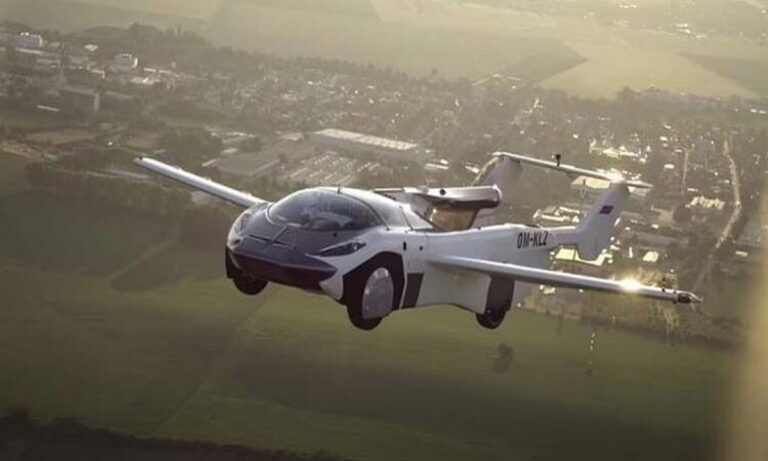 Οι Σλοβάκοι έφτιαξαν ιπτάμενο αυτοκίνητο - 1,5 τρισ. δολάρια στην αγορά ιπτάμενων αυτοκινήτων