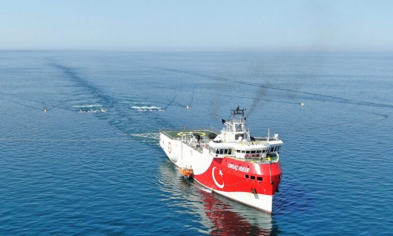 Ελληνοτουρκικά: Νέα πρόκληση της Τουρκίας με το Oruc Reis στο Αιγαίο!