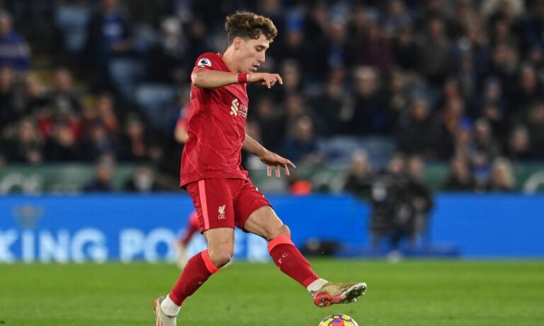 Τσιμίκας: Βασικός στο Τσέλσι-Λίβερπουλ