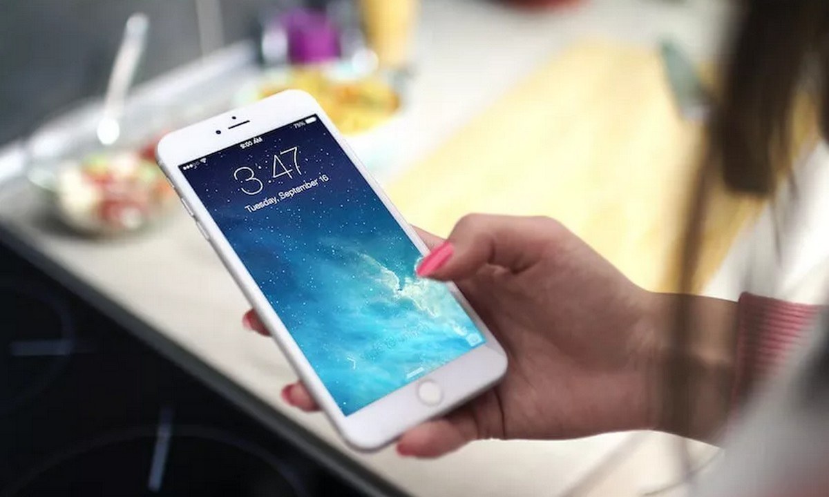 Apple: Μετατρέπει τα κινητά σε τερματικά για ανέπαφες συναλλαγές με το Tap to Pay