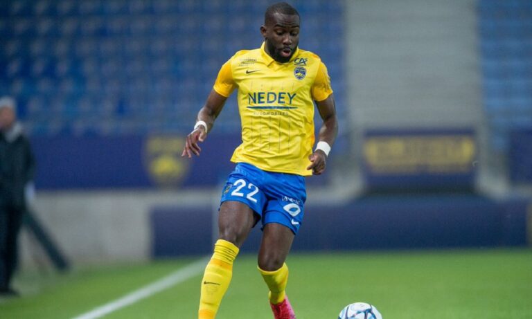 Άρης: Ήρθε ο Εμπακατά, βγήκαν τα δελτία των Πάλμα και Ντουκουρέ