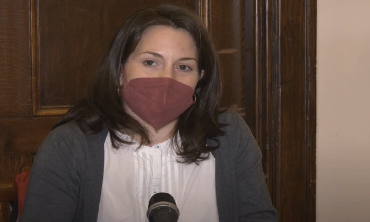 Κατοχυρωμένο το δικαίωμα στην παρουσία διερμηνέα σε δίκη στην Ελλάδα ή όχι; 