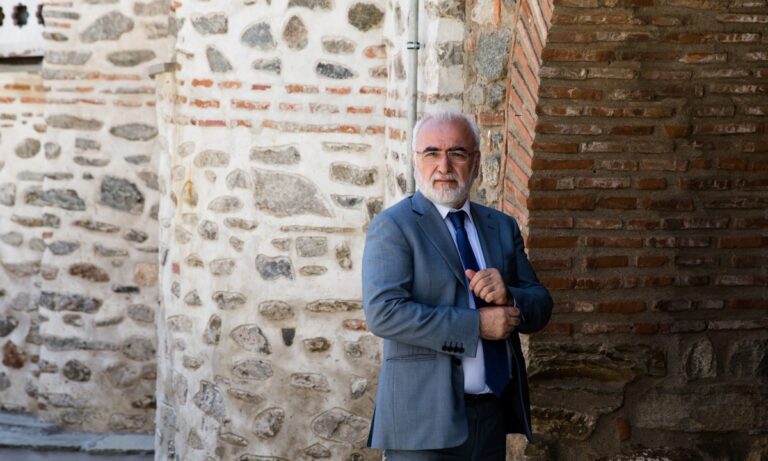 Open: Ψάχνονται για πρόωρες εκλογές και budgets;