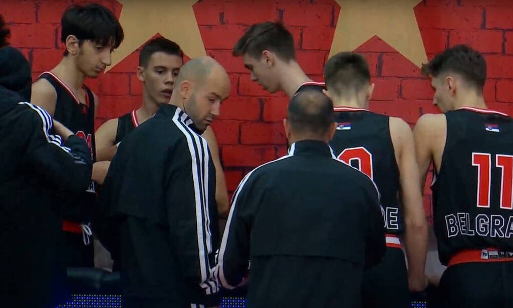 Ο Βασίλης Σπανούλης πέτυχε την πρώτη του νίκη ως προπονητής, με τη μικτή επιλέκτων του Βελιγραδίου να επικρατεί της Βιλερμπάν με 93-87.