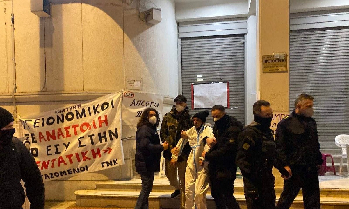 Τσάπαλης: Εκδικητική προσαγωγή του υγειονομικού απεργού πείνας!