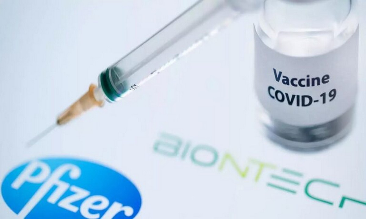 Κορονοϊός: H Pfizer ζητά και επίσημα το πράσινο φως για 4η δόση εμβολίου