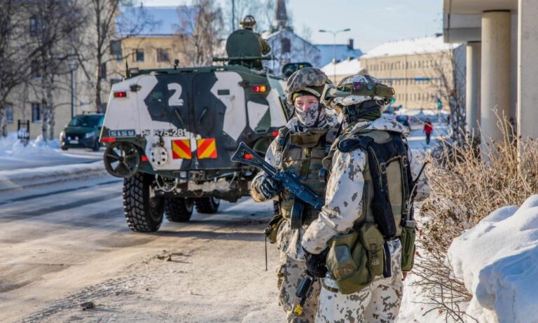 Ουκρανία: Η Φινλανδία στέλνει επιπλέον στρατιωτική βοήθεια