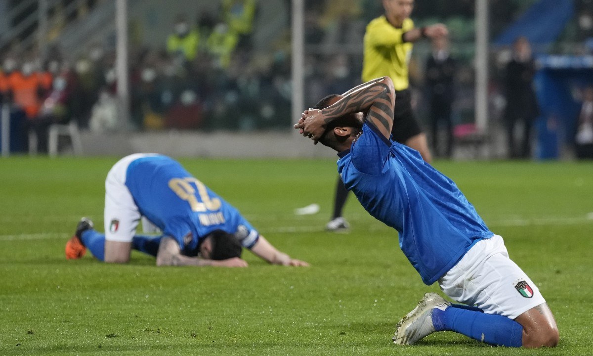 Il vetro è rotto, ma Roberto Mancini lo rimetterà a posto