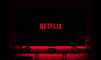 Netflix: Τέλος η χρήση των ίδιων κωδικών από διαφορετικά νοικοκυριά – Έρχεται αλλαγή στα πακέτα και τις ρυθμίσεις