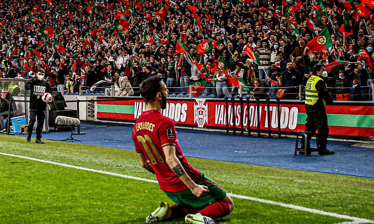 Προκριματικά Μουντιάλ: Με δύο γκολ κόντρα στη Β. Μακεδονία, ο Μπρούνο Φερνάντες έστειλε την Πορτογαλία στο Μουντιάλ του Κατάρ