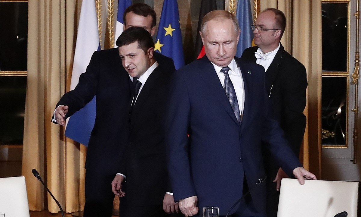 Ουκρανία: «Ψήνεται» συνάντηση Πούτιν-Ζελένσκι στην Τουρκία