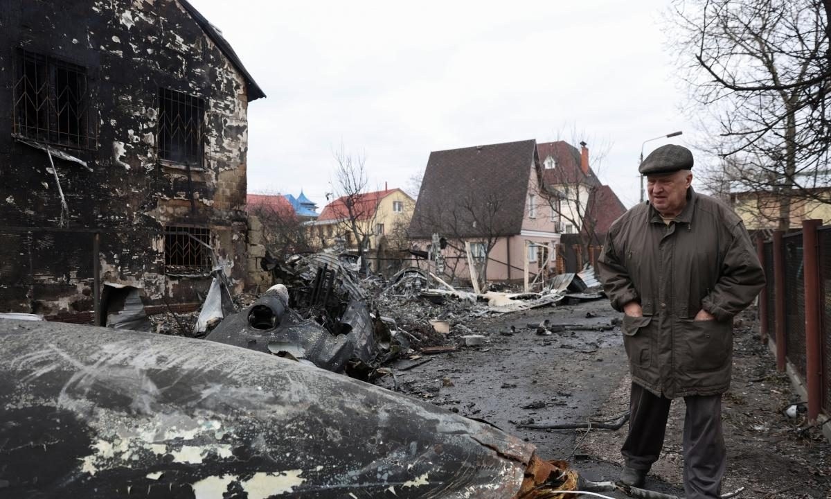 Πόλεμος στην Ουκρανία: Το απόλυτο χάος συνεχίζεται, με τις ρωσικές δυνάμεις να έχουν καταλάβει πολλές πόλεις και χωριά,